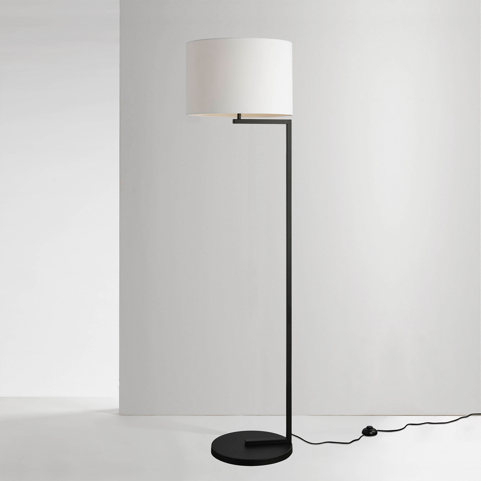 Alessia Floor Lamp Satin Black & White - 1355