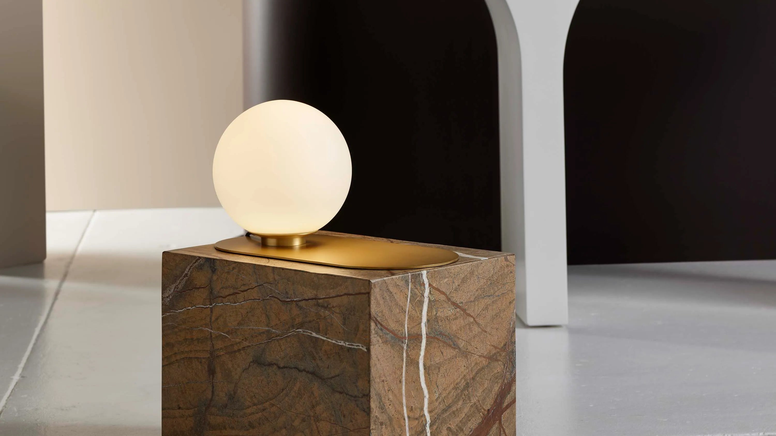 Anders Desk Lamp Satin Brass & White - 1393