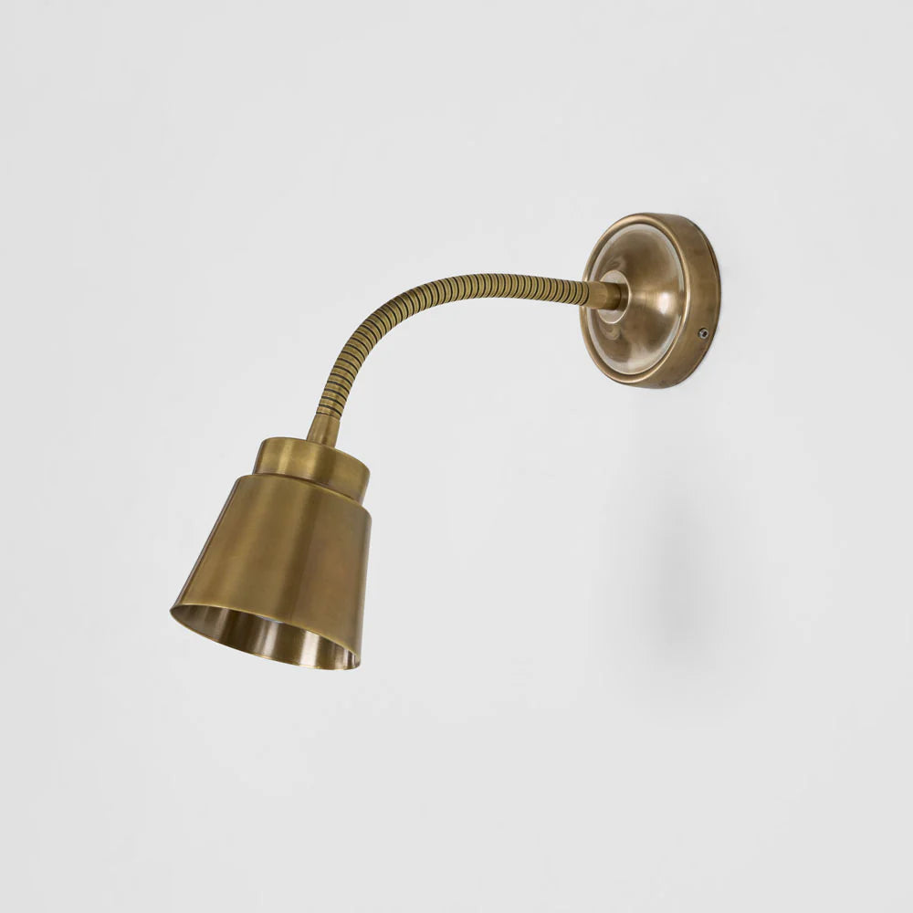 Kingsford Wall Light Antique Brass - ELPIM31920AB