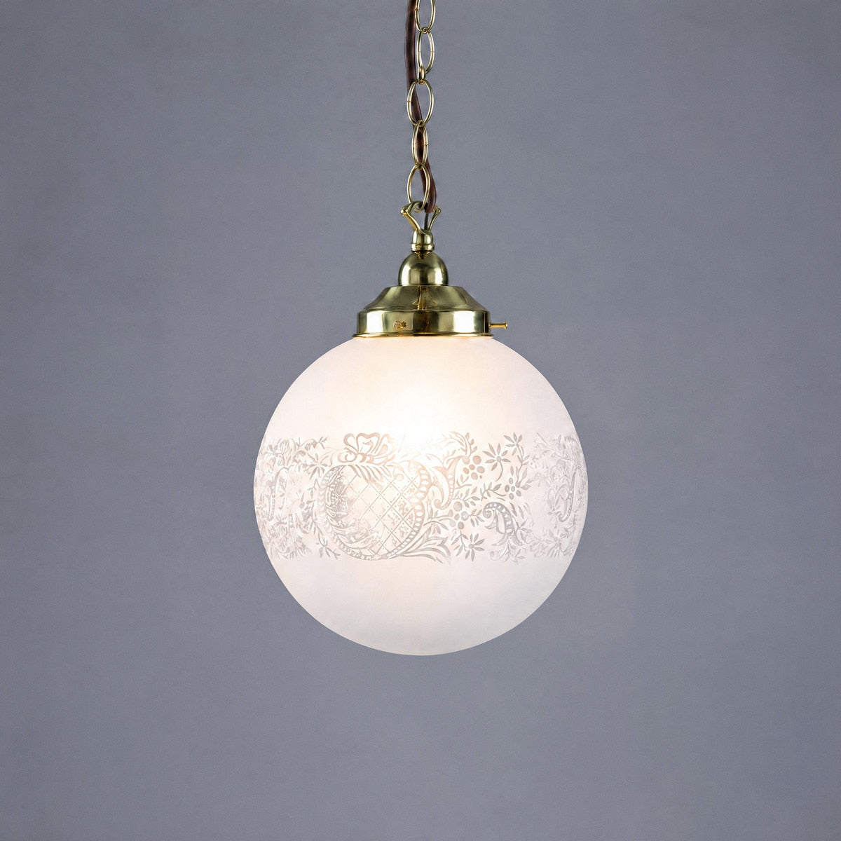 Single Chain Pendant Brass With 10" Sheffield Glass - 3001191