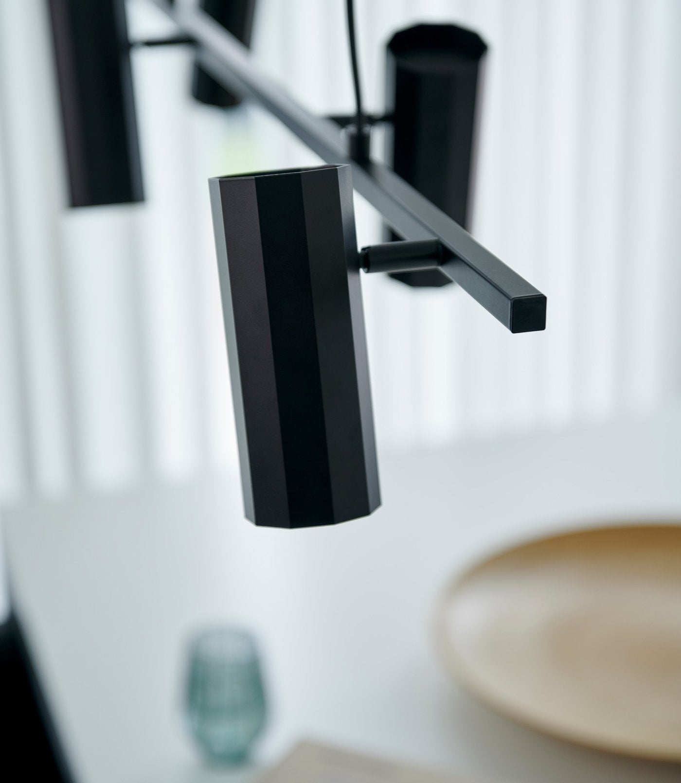 Alanis 4 Light Pendant Black - 2213423003