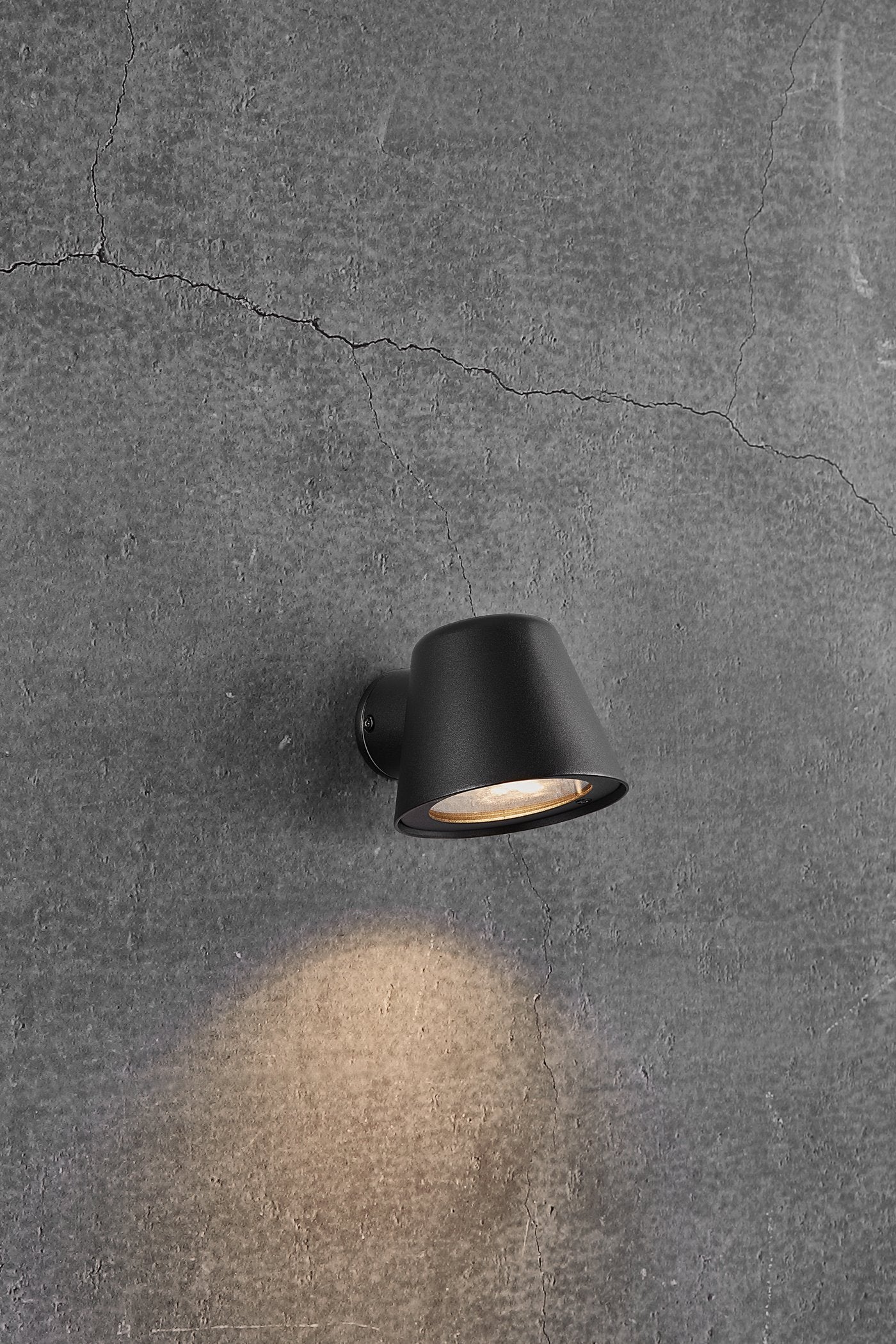 Aleria 1 Light Wall Light Black - 2019131003