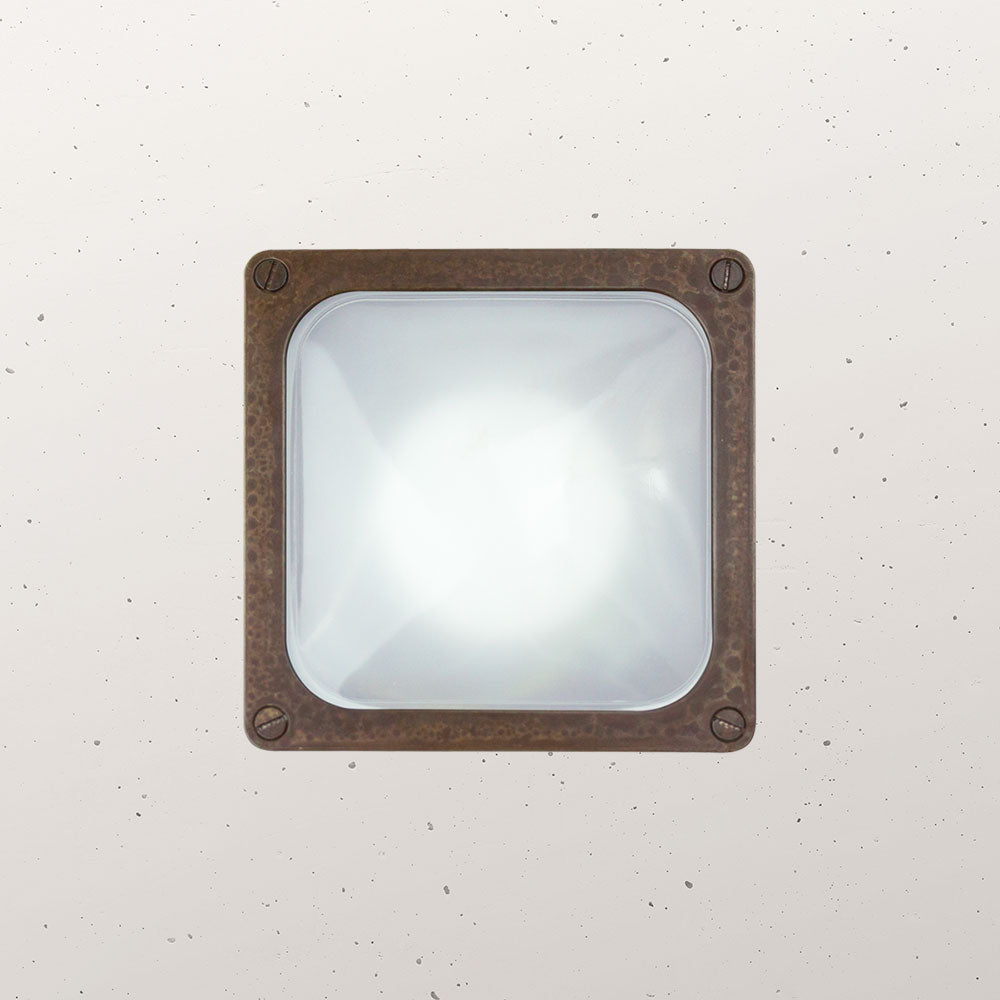 Marina Square Step Light Antique Brass - IL.247.70.OO