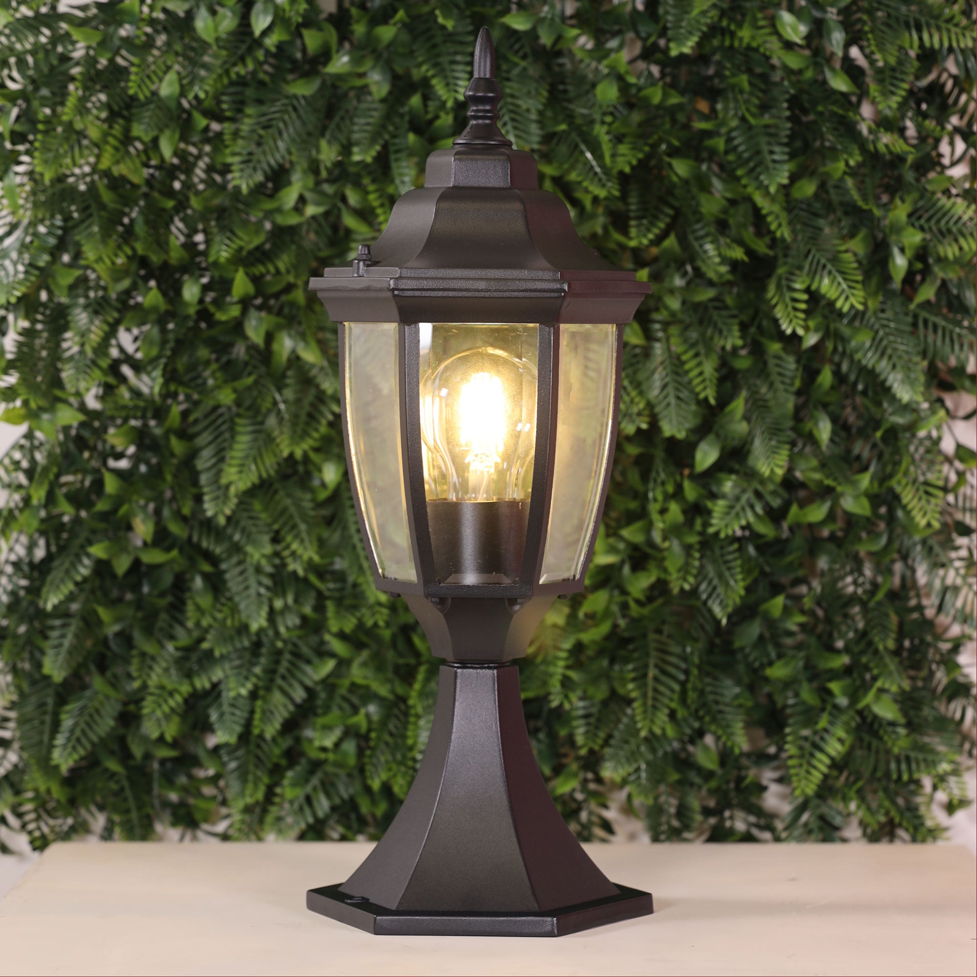 Highgate Pillar Light Black - OL7667BK