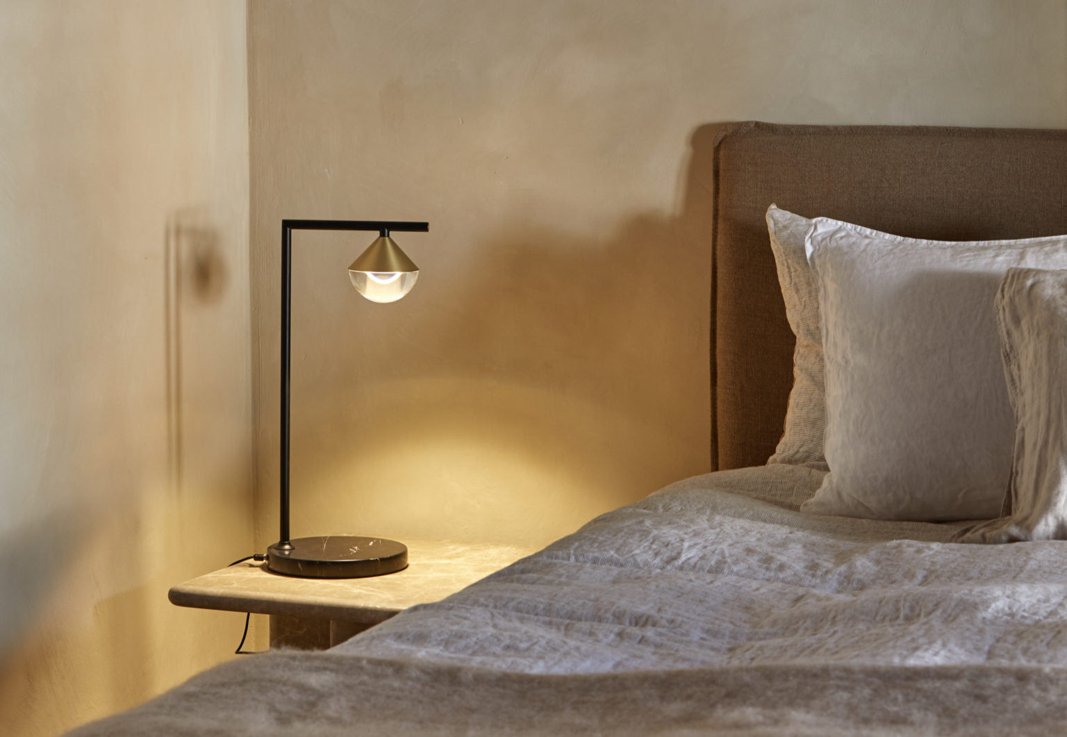 Nino LED Table Lamp 7W 3000K Matt Black & Matt Brass - ARO.S1275