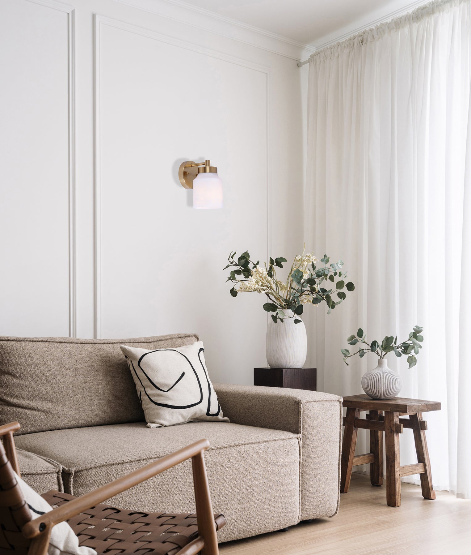 Tufo Interior Jar Wall Light White & Brass - TUFO-W1