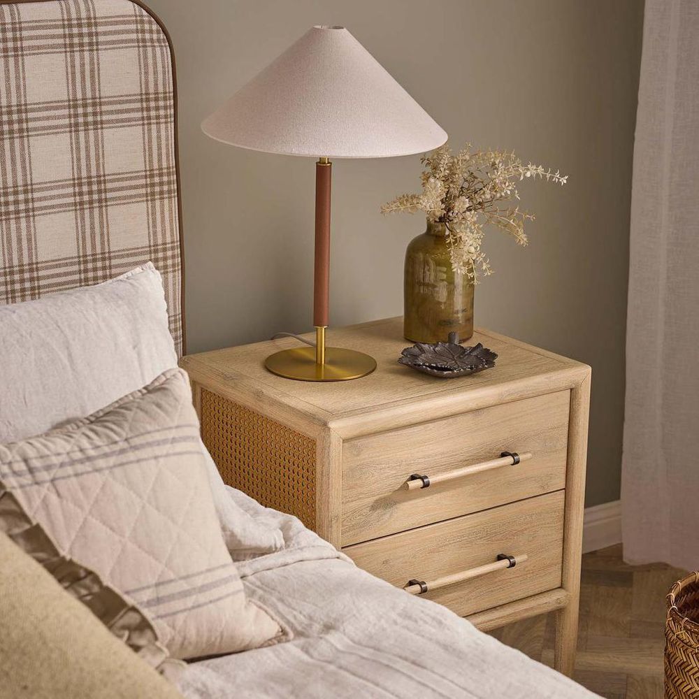Huntley Table Lamp Antique Brass - ELUH230904