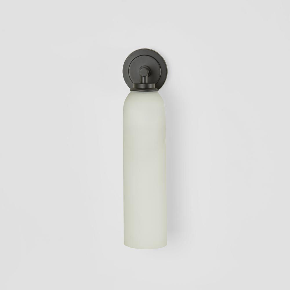 Hampton Medium Wall Light Black - ELPIM31824MED