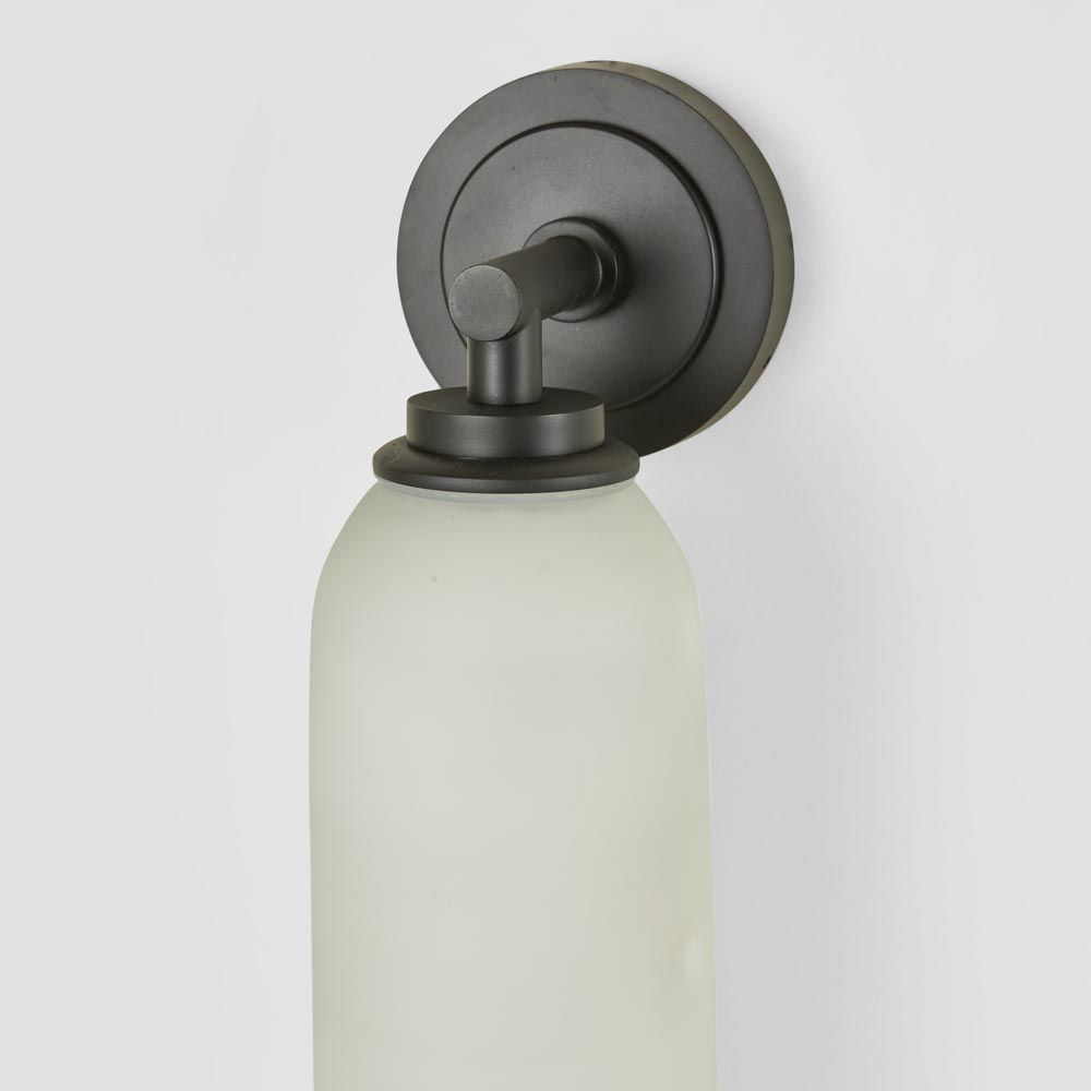 Hampton Medium Wall Light Black - ELPIM31824MED