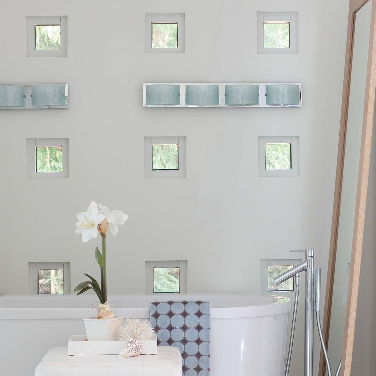 Daphne 4 Vanity Light Polished Chrome - HK-DAPHNE4-BATH