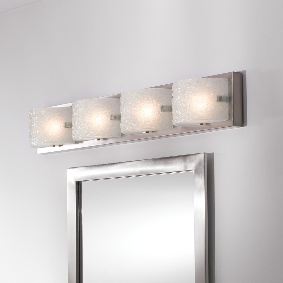 Daphne 4 Vanity Light Polished Chrome - HK-DAPHNE4-BATH
