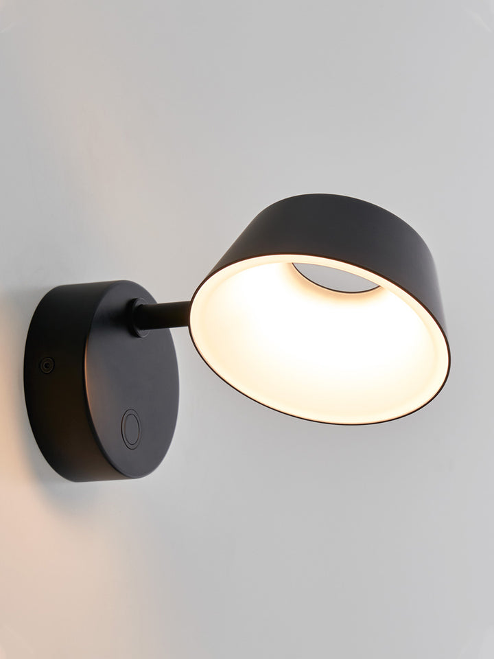 Olo LED Wall Light 6.5W 3000K Black - SE A/OLO/BLACK