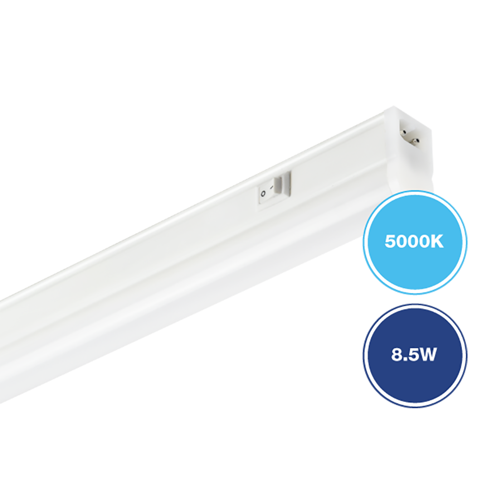 Club LED Batten Light L562mm White Polycarbonate 5000K - 212502B