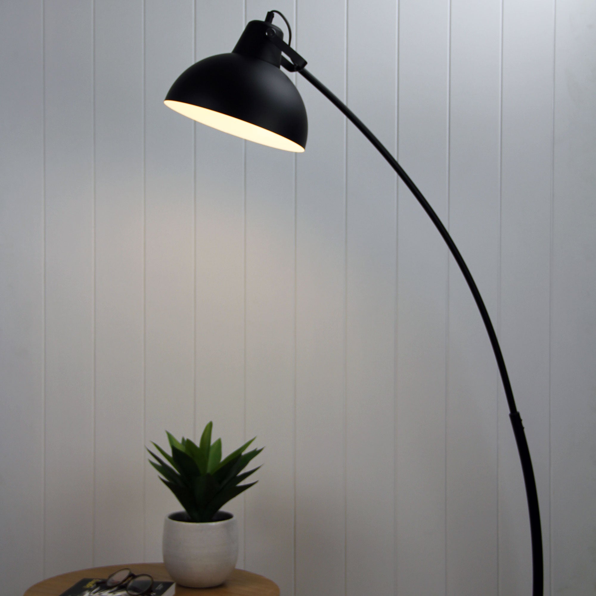 Buy Floor Lamps Australia Lago 1 Light Floor Lamp Matt Black - OL93953BK