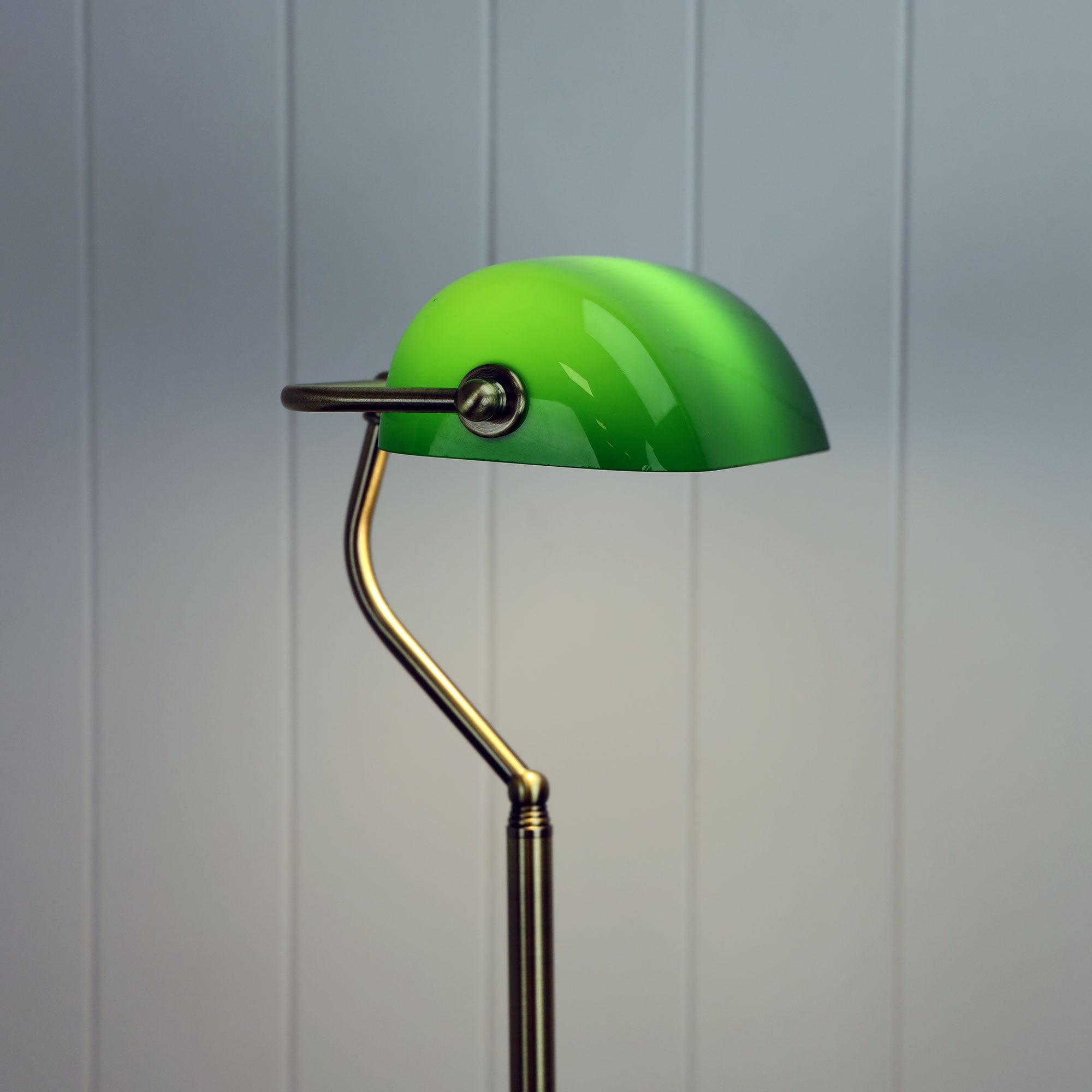 Buy Floor Lamps Australia Bankers 1 Light Floor Lamp Antique Brass & Green - OL99443AB