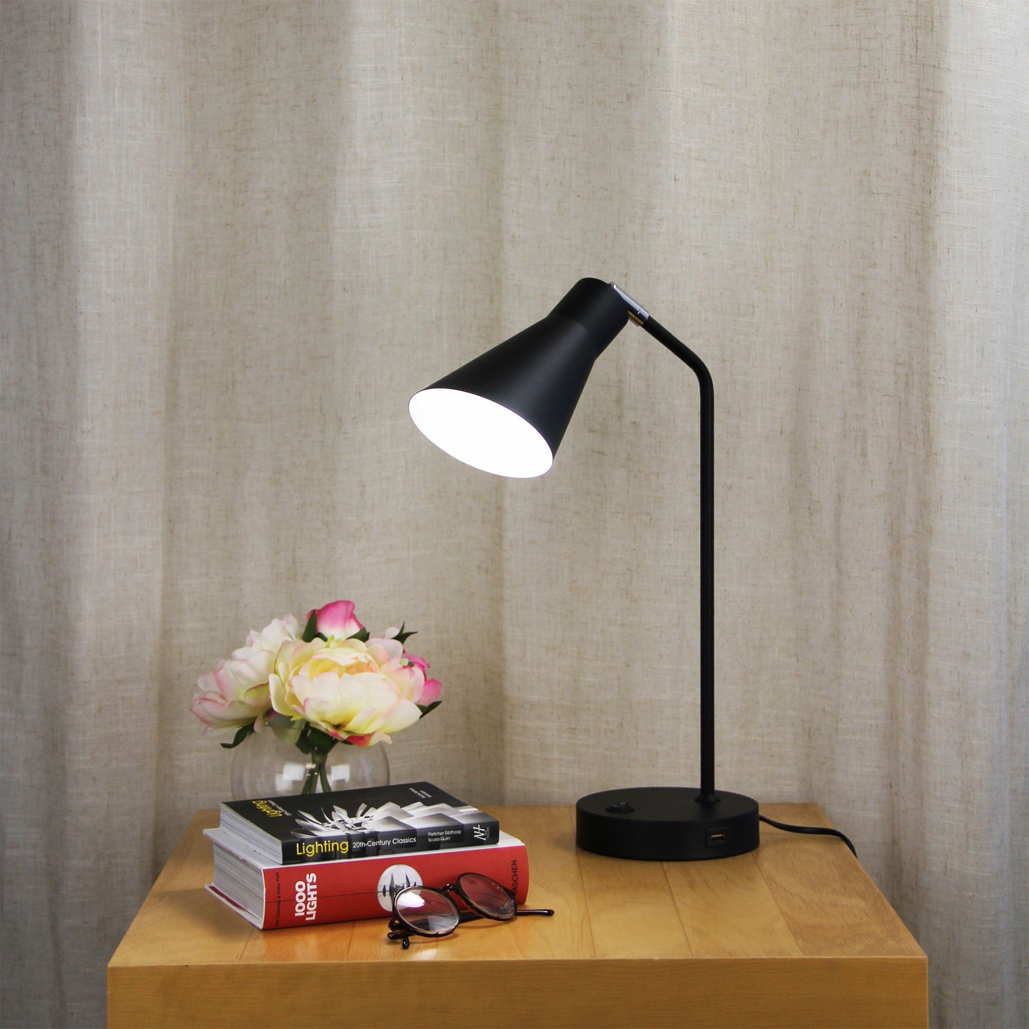 Buy Desk Lamps Australia Thor 1 Light Desk Lamp With USB Black - OL93931BK