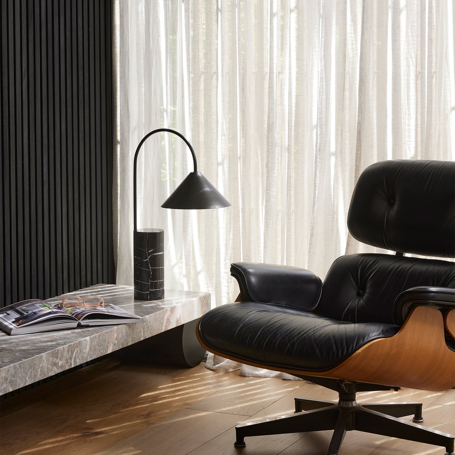 Arcus Table Lamp Black & Matte Black - 1611BLK