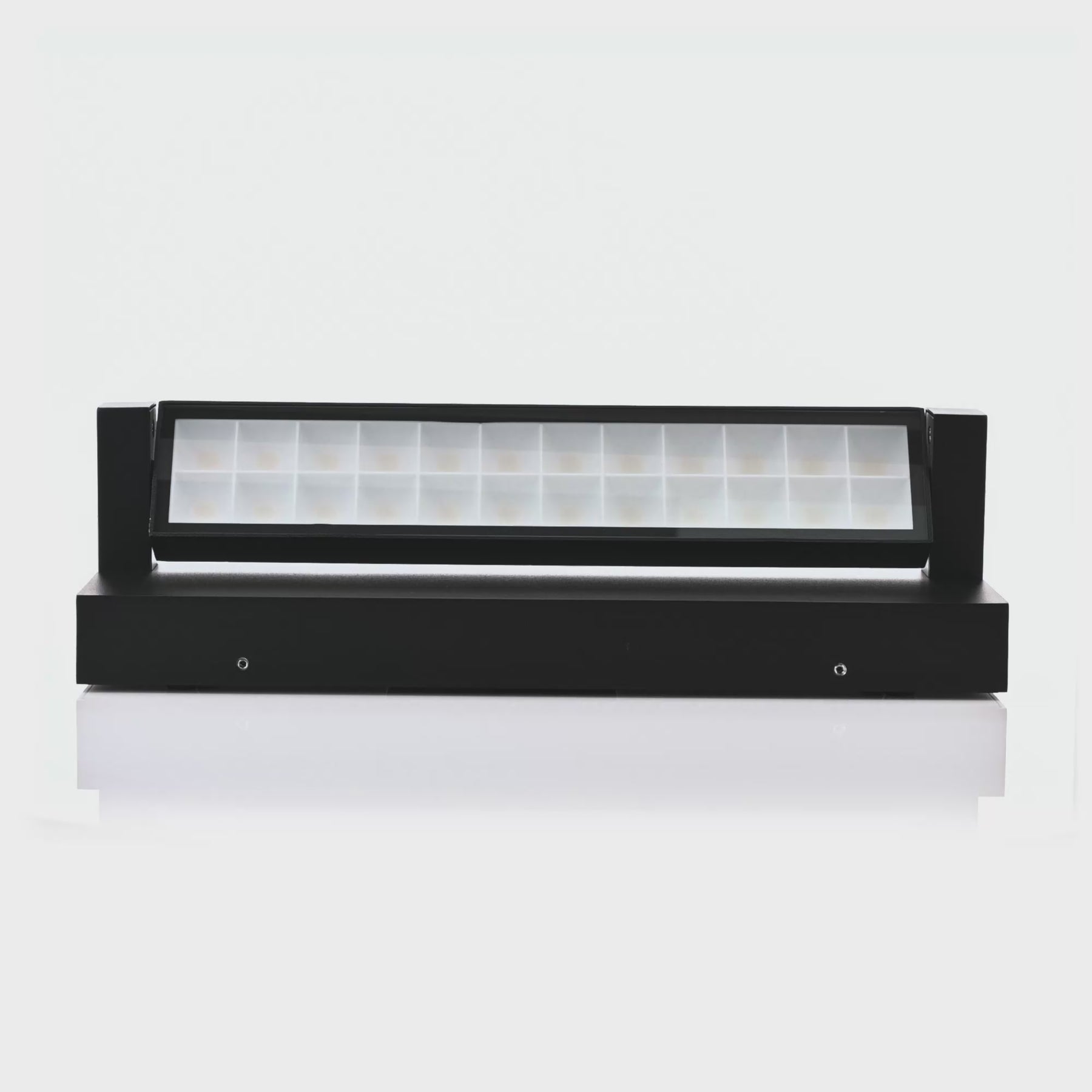 Locu Adjustable LED Floodlight 240V 36W 3CCT Black - HV3733T-BLK