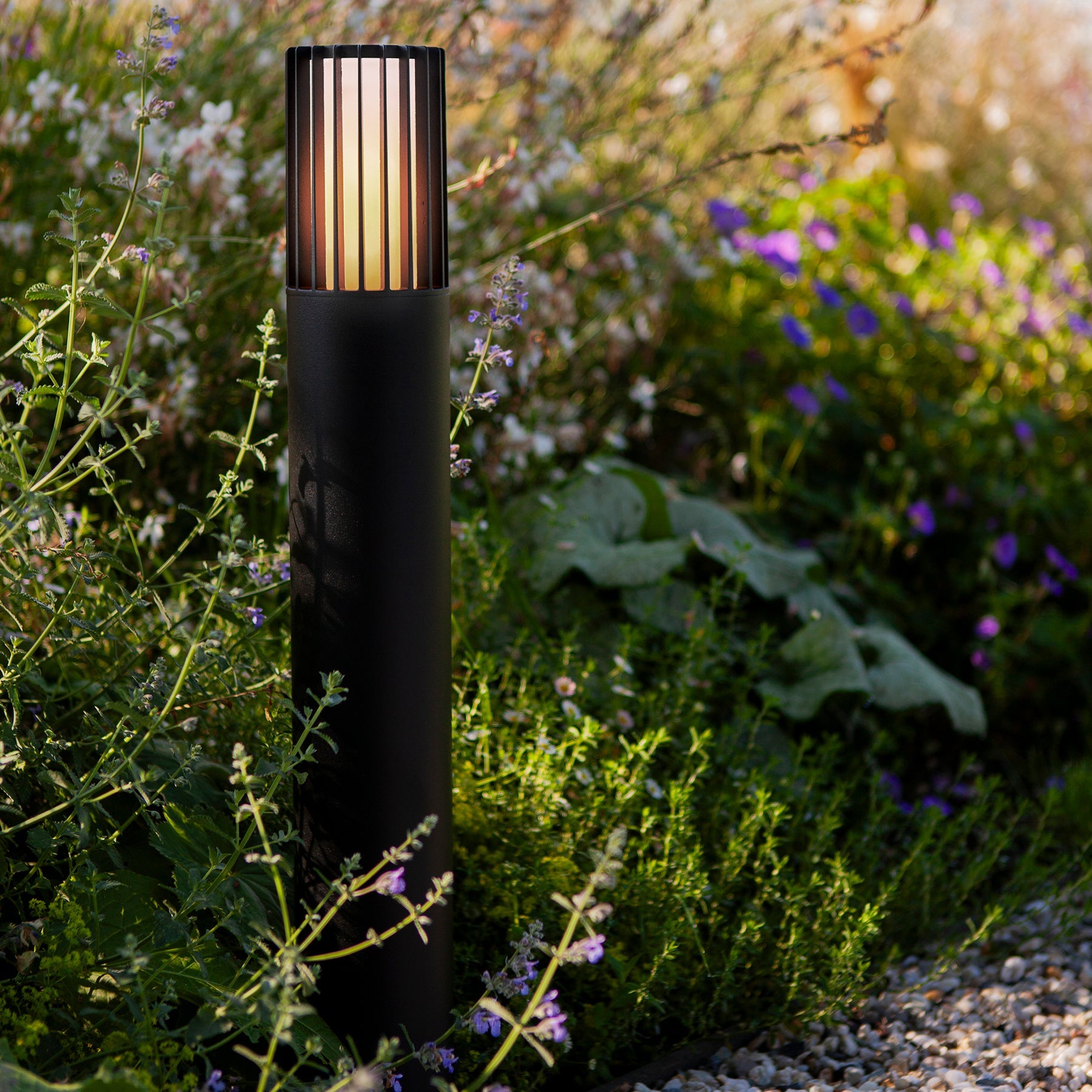 Tenac Aluminium LED Bollard Light 9W TRI Colour Black - HV1693T-BLK-240V