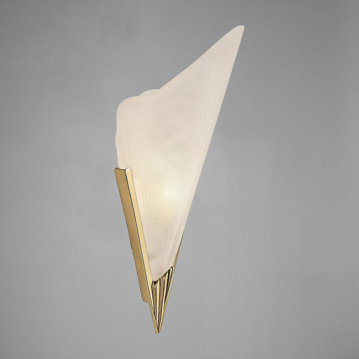 7011 Wall Sconce Brass - 3000327