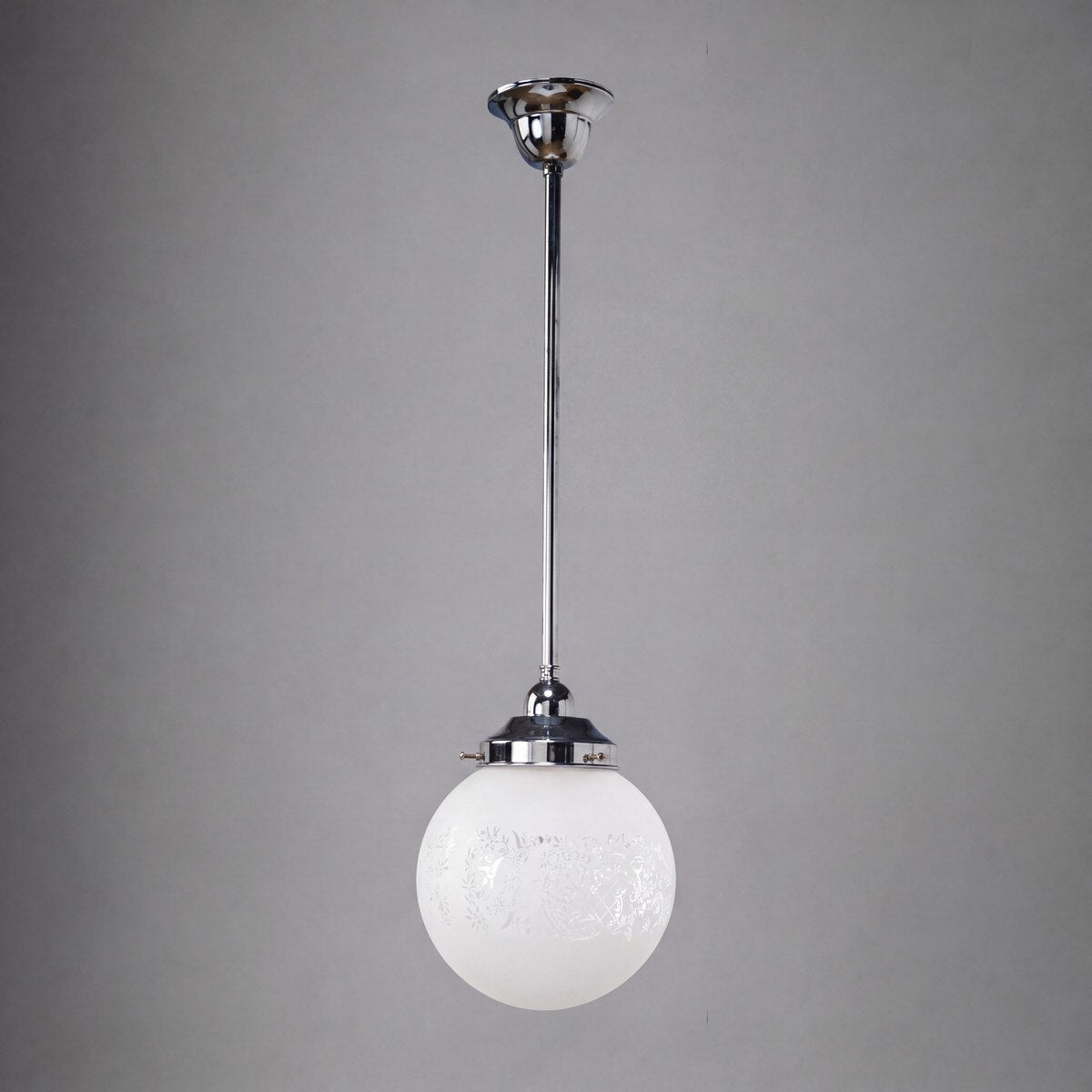 Single Rod Pendant Chrome With 8" Sheffield Glass - 3010240
