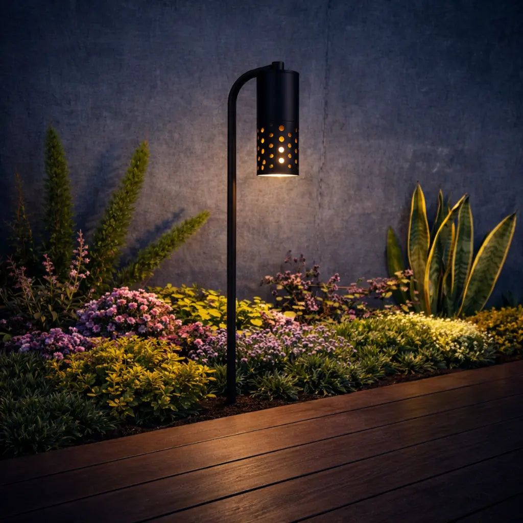 Manus LED Post Spike Light 24V 5W 2700K Black - MANUS PT-BK24