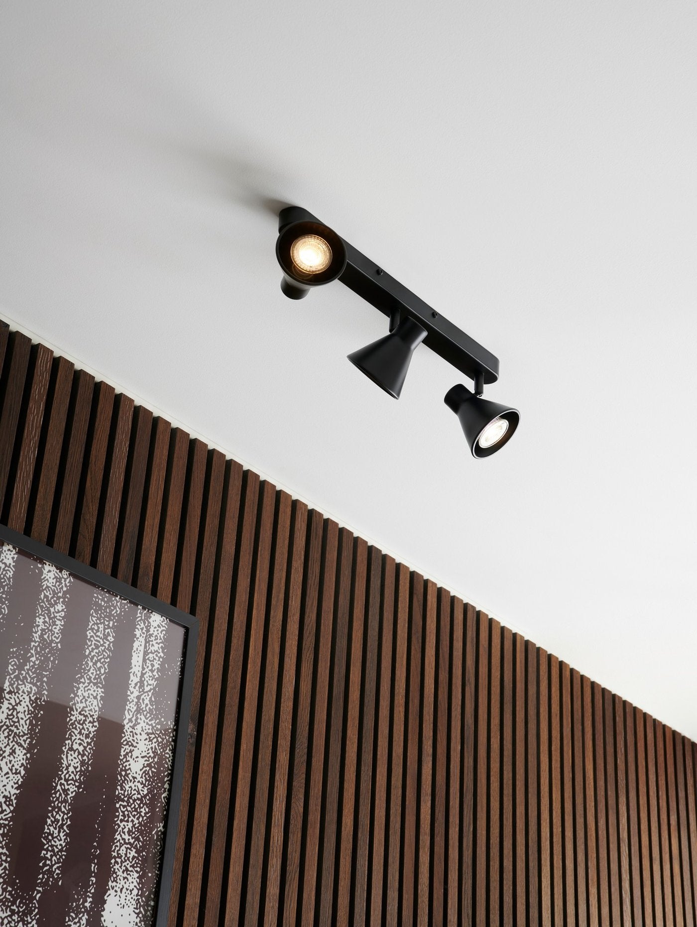 Eik Metal 3 Spotlight Black - 45780103