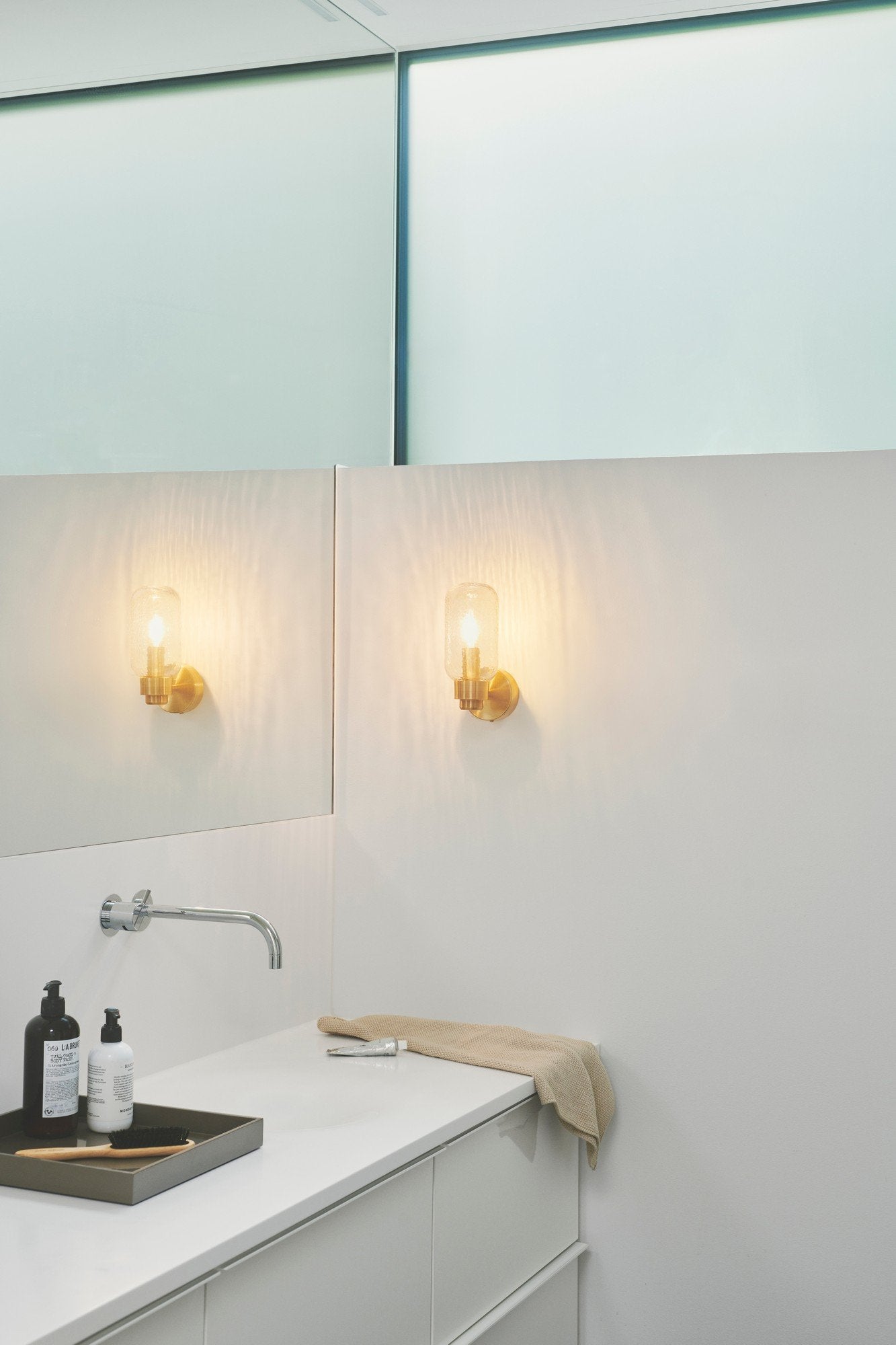 Tutan Bathroom Vanity Light Brass - 2310551035