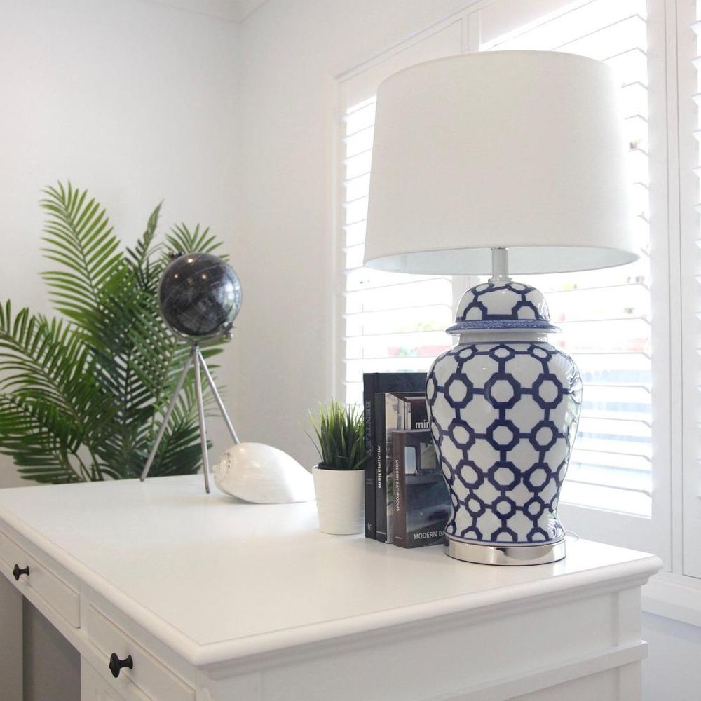 Lucca Jar Shaped Table Lamp Blue & White - OWDU0076