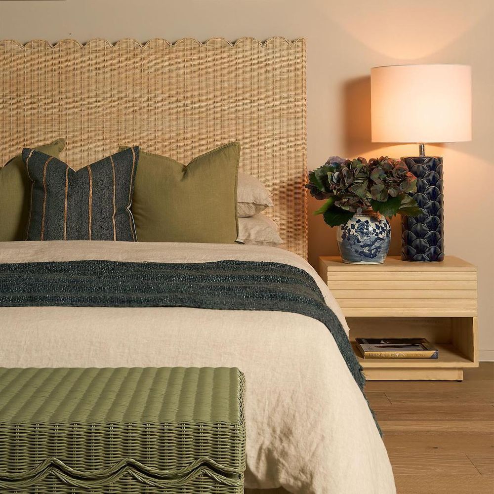 Fan Shell Table Lamp Blue - ELFY0804