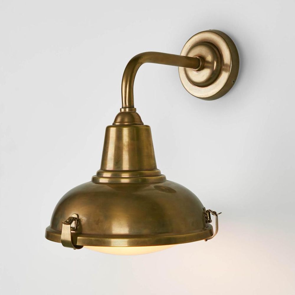 Catalina Exterior Wall Light Antique Brass - ELPIM31328AB