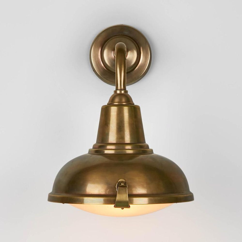 Catalina Exterior Wall Light Antique Brass - ELPIM31328AB
