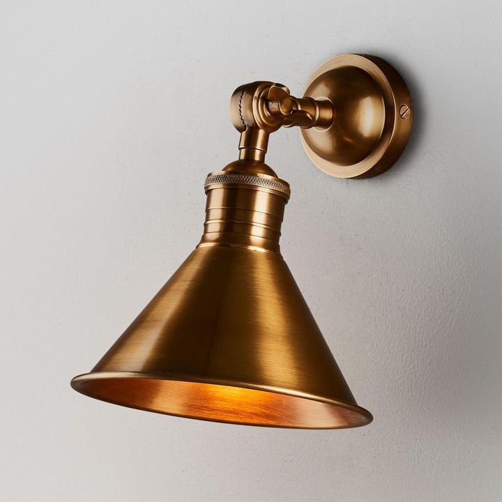 Ventura 1 Light Wall Light Antique Brass - ELANK60140AB