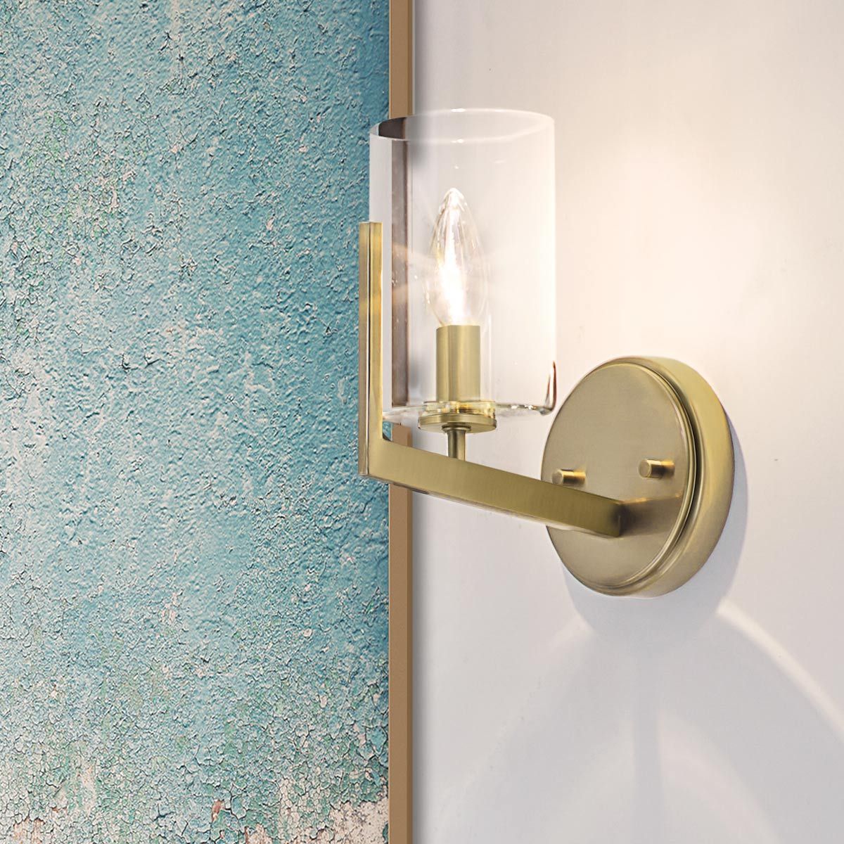 Nye Wall Light Brushed Natural Brass & Clear - QN-NYE1-BNB