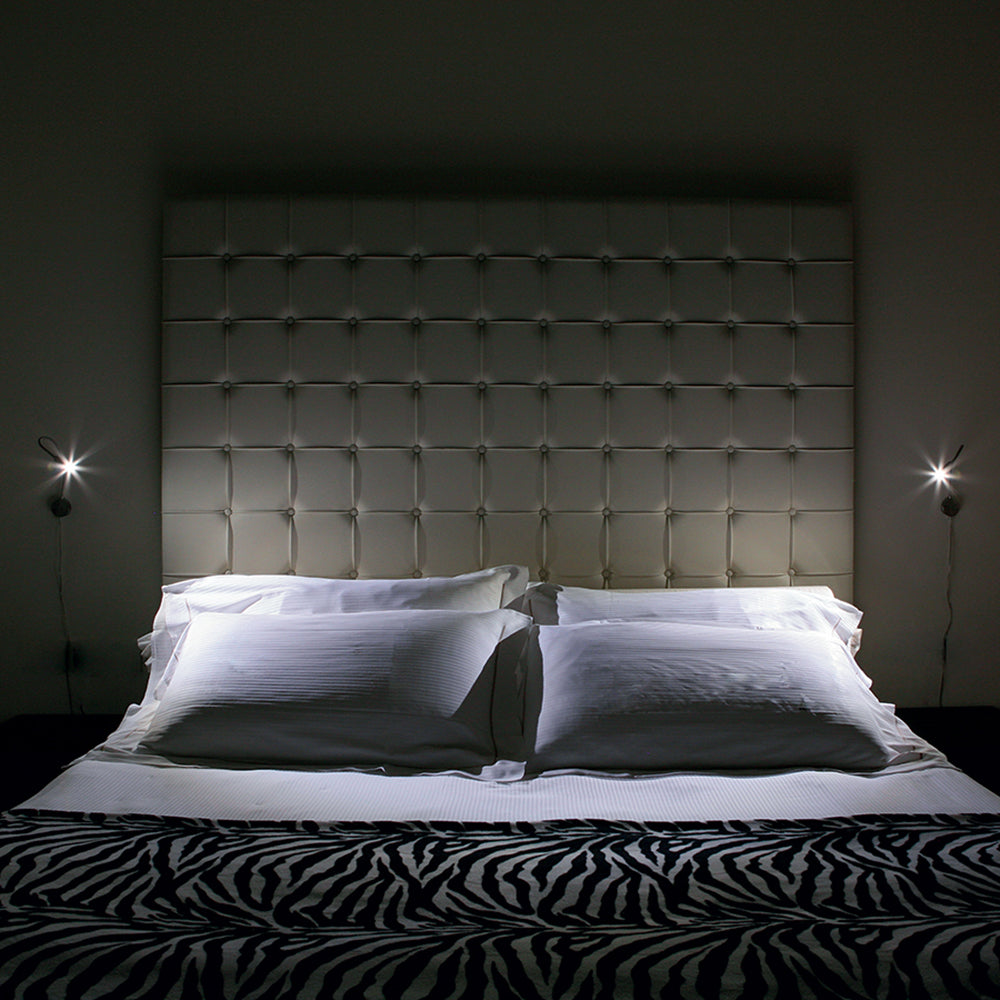 Wall 1 Bedside Reading Light (8 x 500)mm Aluminium - L1185
