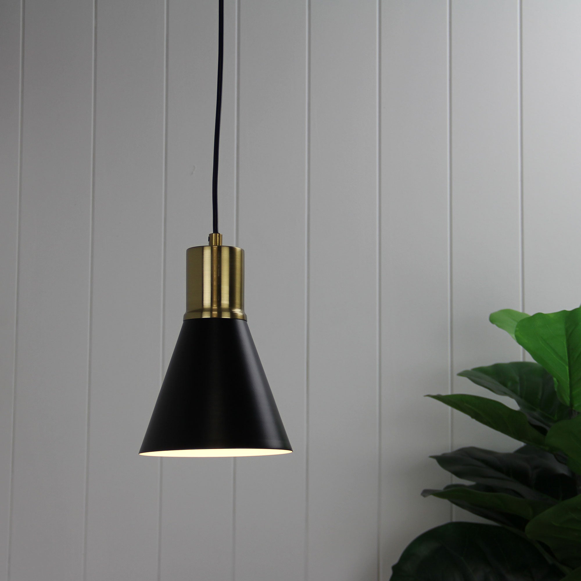 Buy Pendant Lights Australia Como 1 Light Pendant Antique Brass & Black - OL67511AB