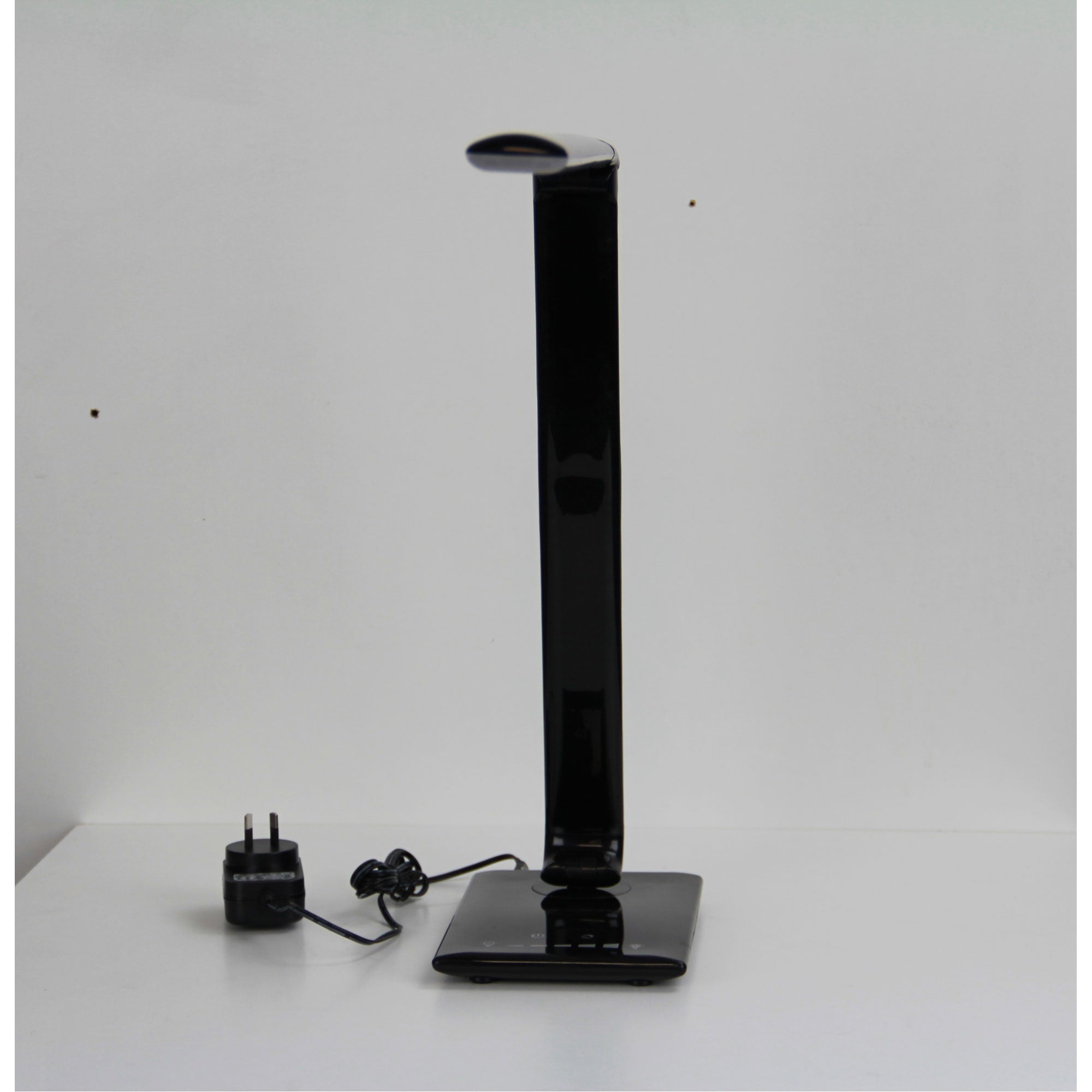 Luke LED Black Desk Lamp Touch Dim USB Port - OL92631BK