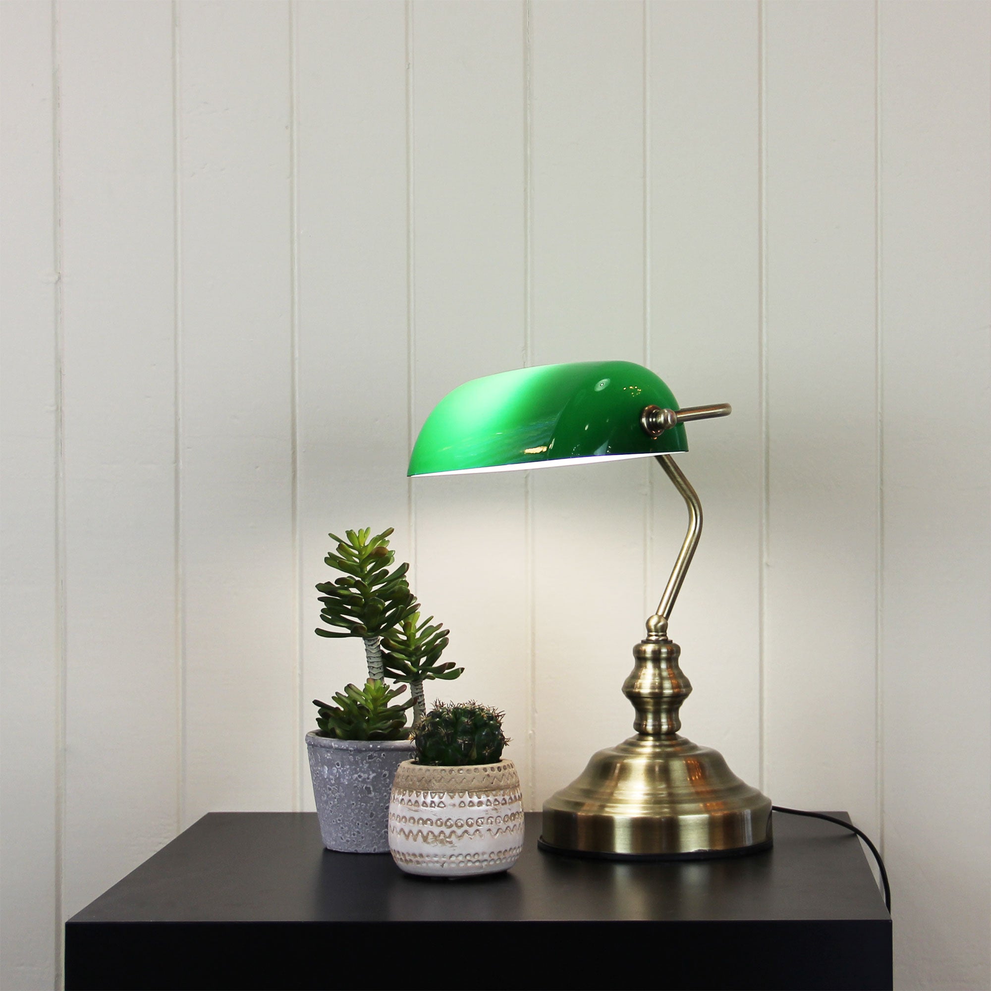 Light green deals table lamp