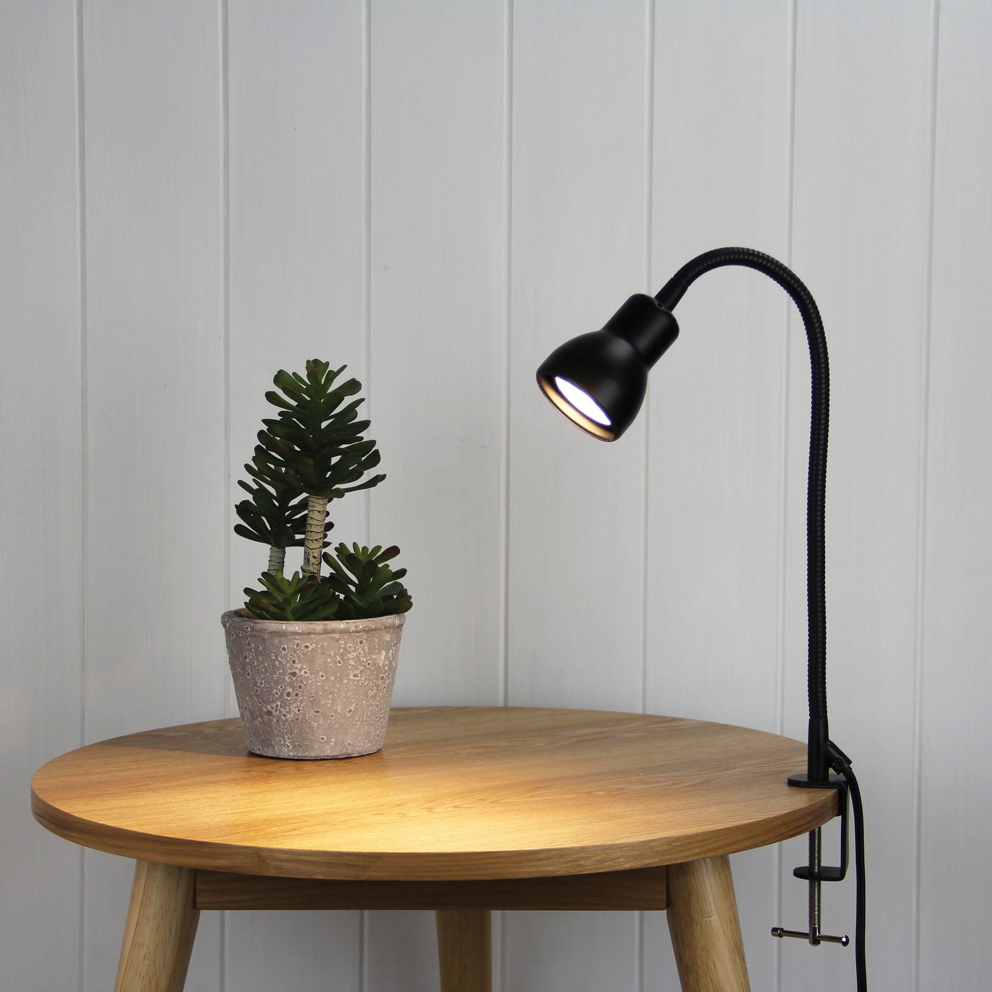 Scope 1 Light Desk Lamp With Clamp Black - SL98431BK