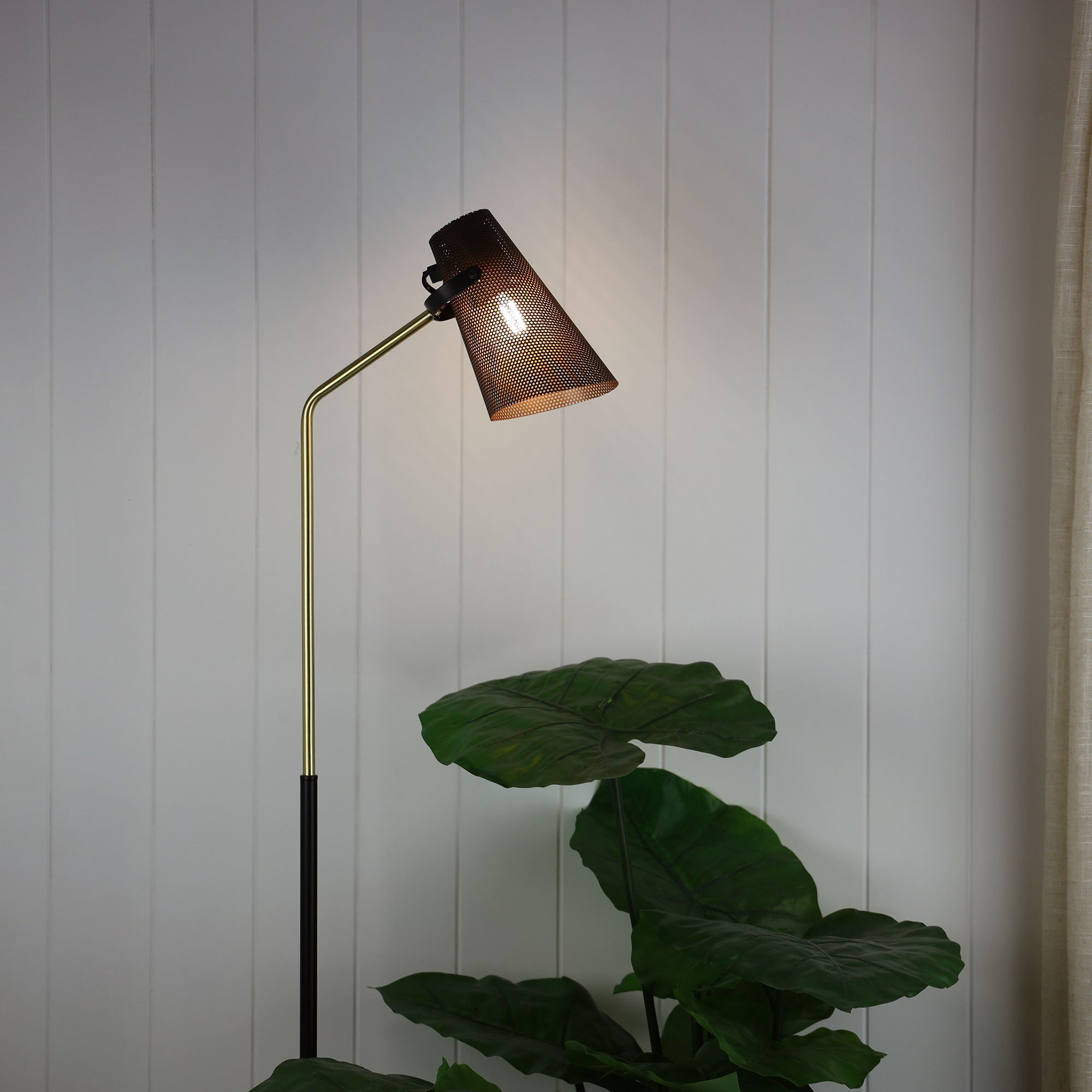 Perfo 1 Light Floor Lamp Black & Brass - SL98833AB